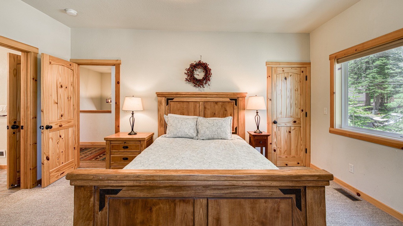 Photo of Bedroom in Homewood