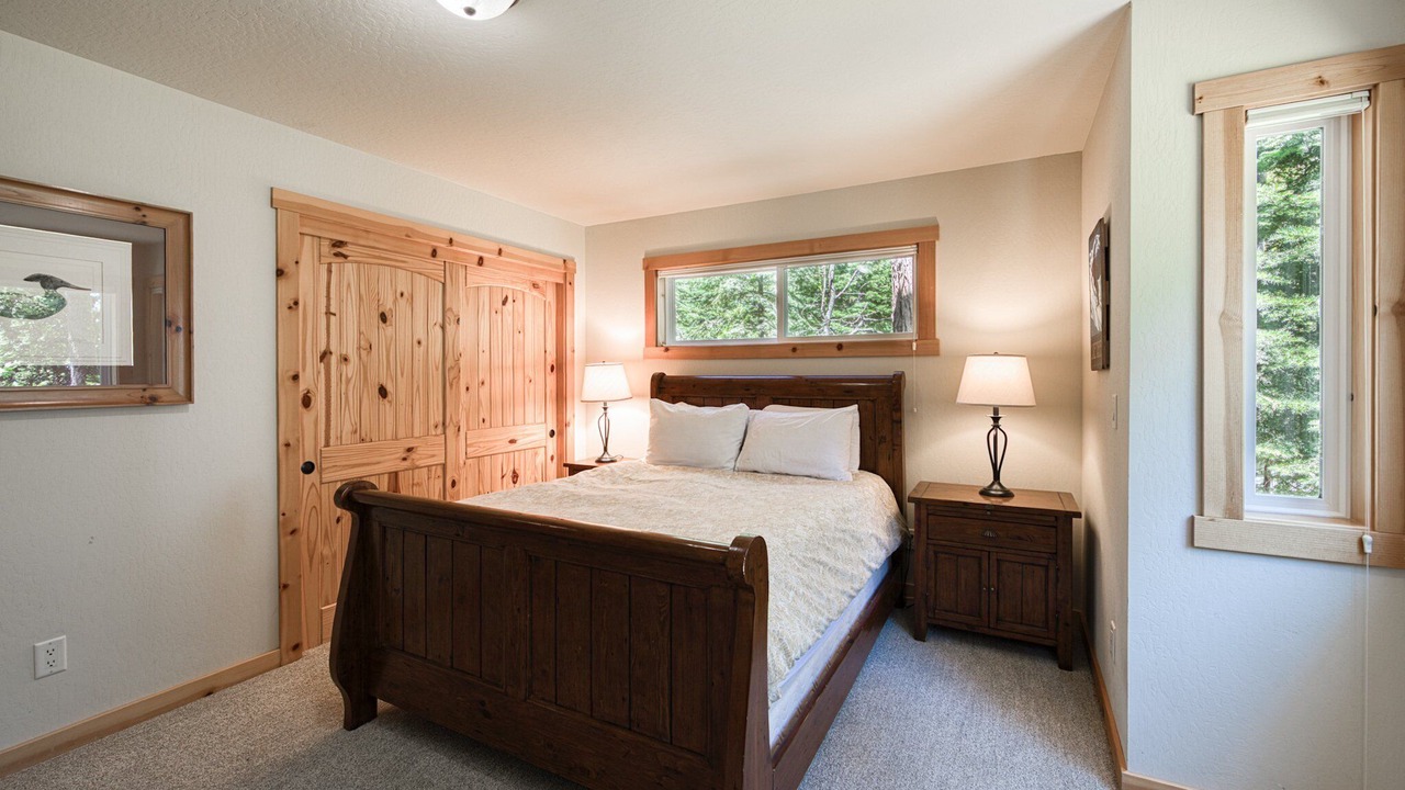 Photo of Bedroom in Homewood