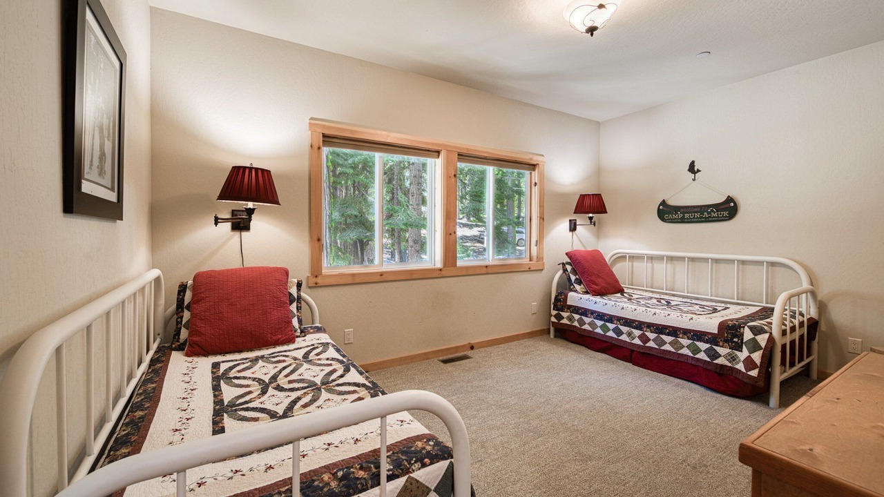 Photo of Bedroom in Homewood
