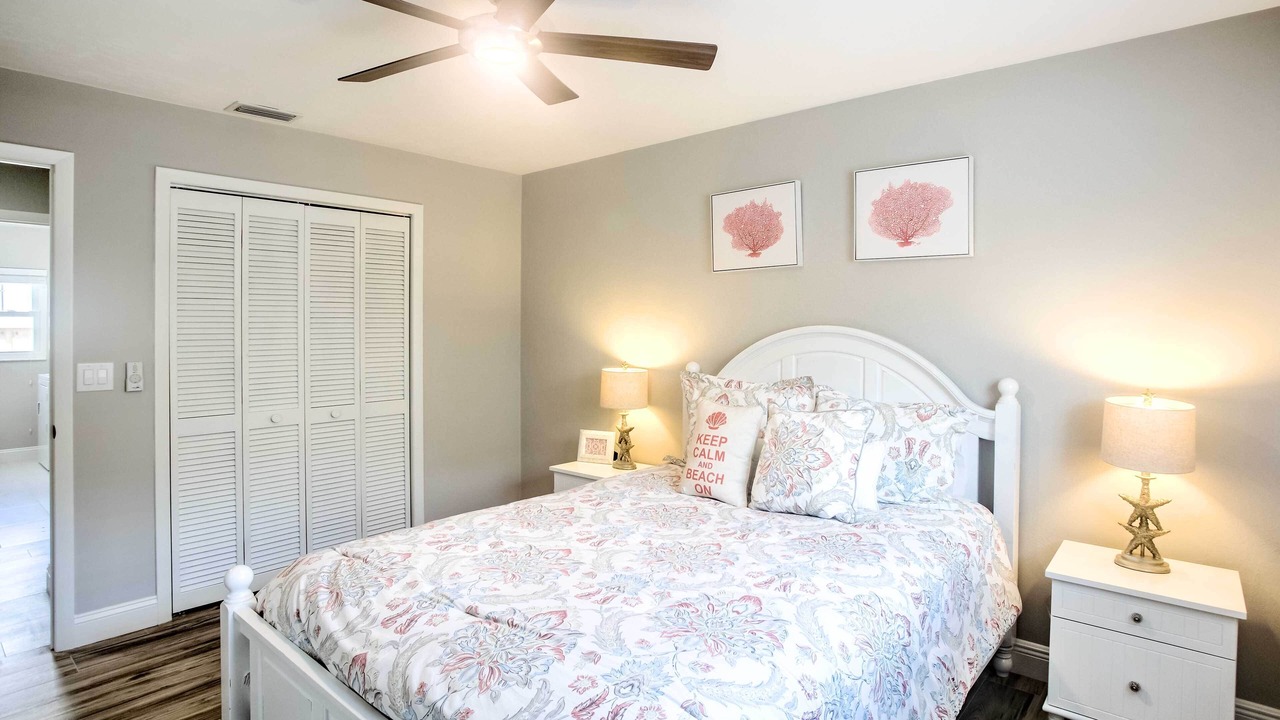 Photo of Bedroom in Naples Park