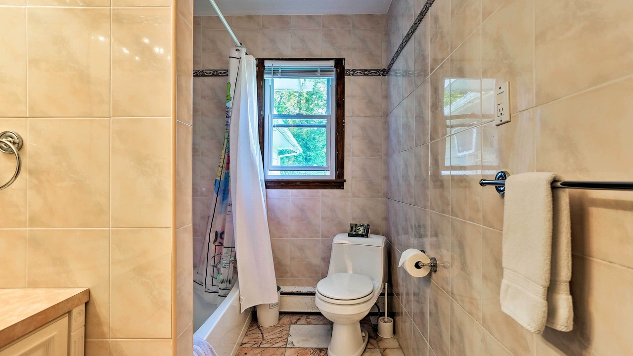 Photo of Bathroom in Town of Wawayanda