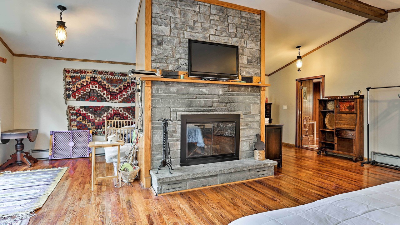 Photo of Livingroom in Town of Wawayanda