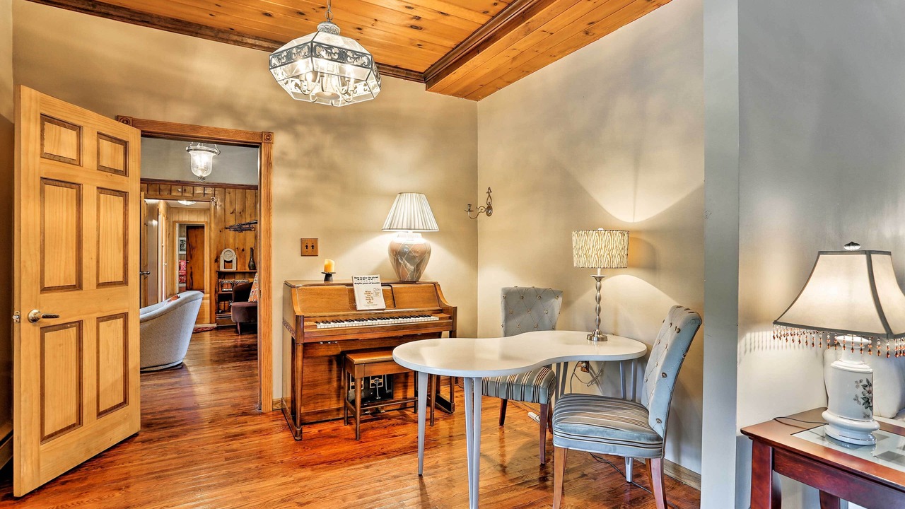Photo of Bedroom in Town of Wawayanda