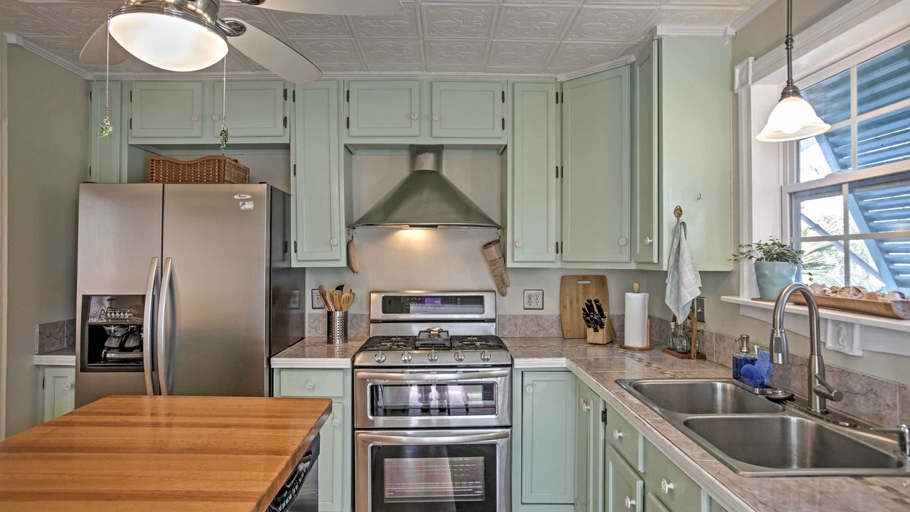 Photo of Kitchen in Shoreline Park