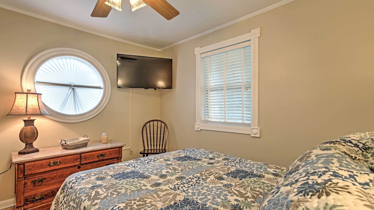 Photo of Bedroom in Shoreline Park
