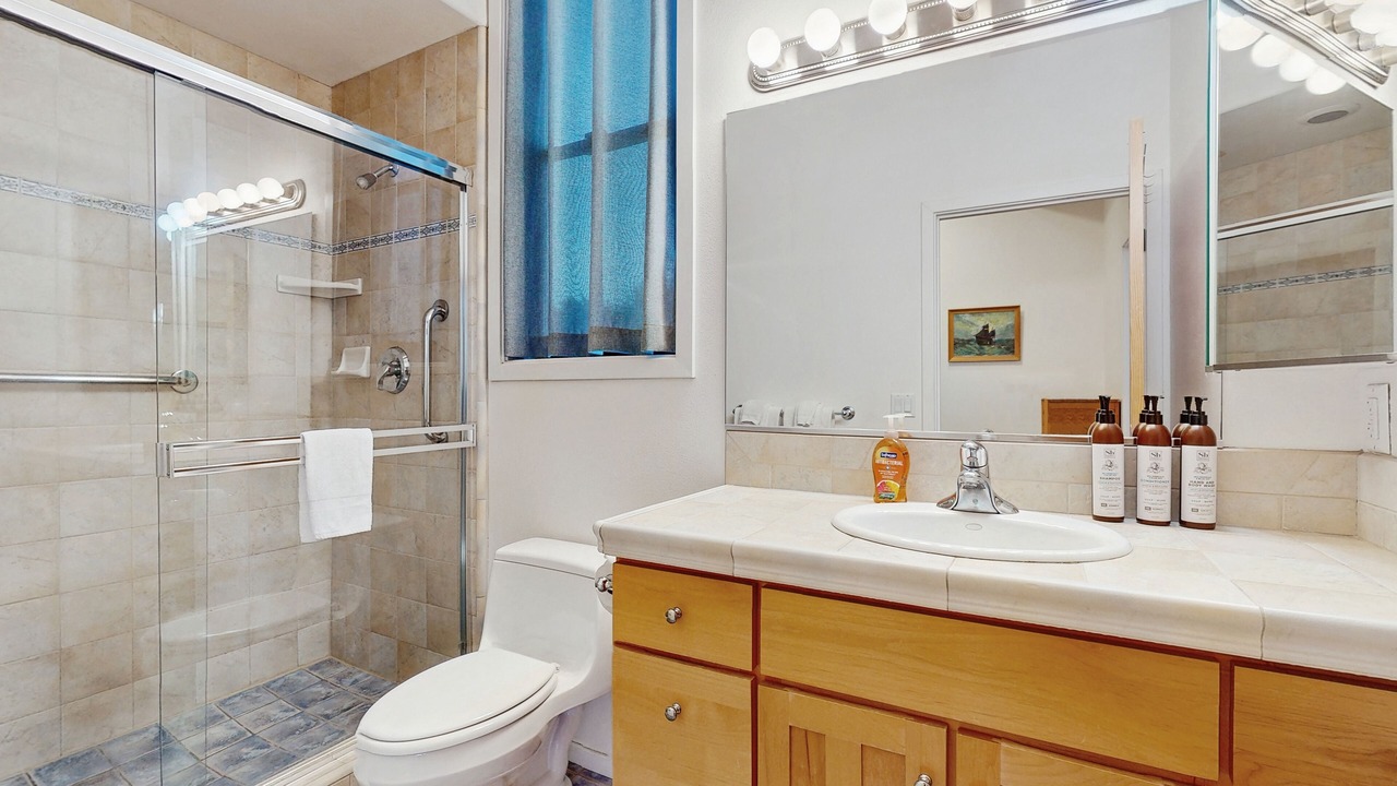 Photo of Bathroom in Sea Ranch