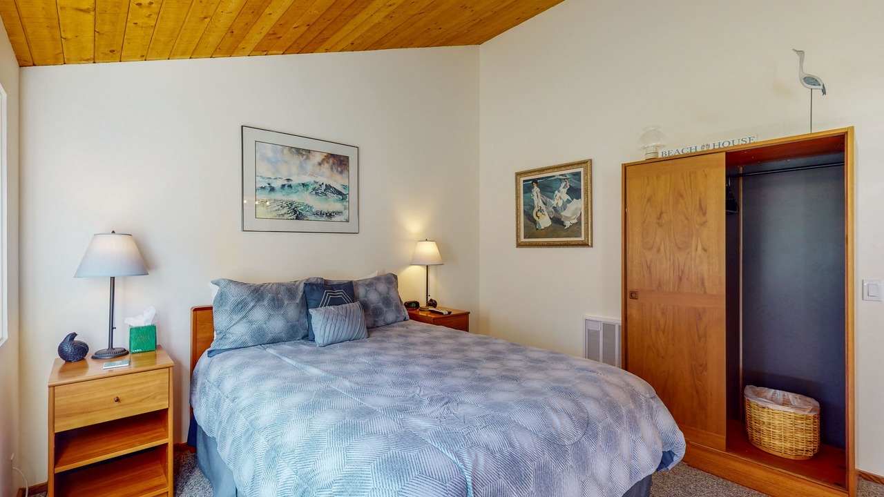 Photo of Bedroom in Sea Ranch