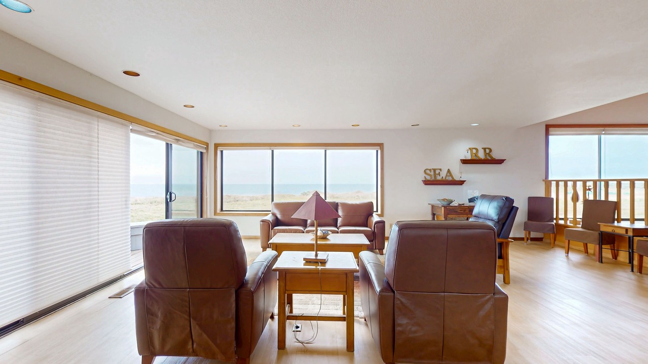Photo of Livingroom in Sea Ranch