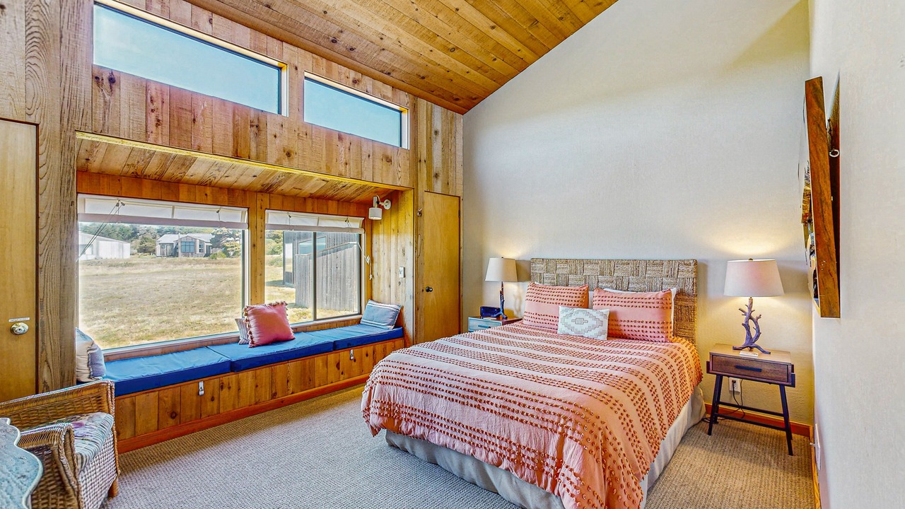 Photo of Bedroom in Sea Ranch
