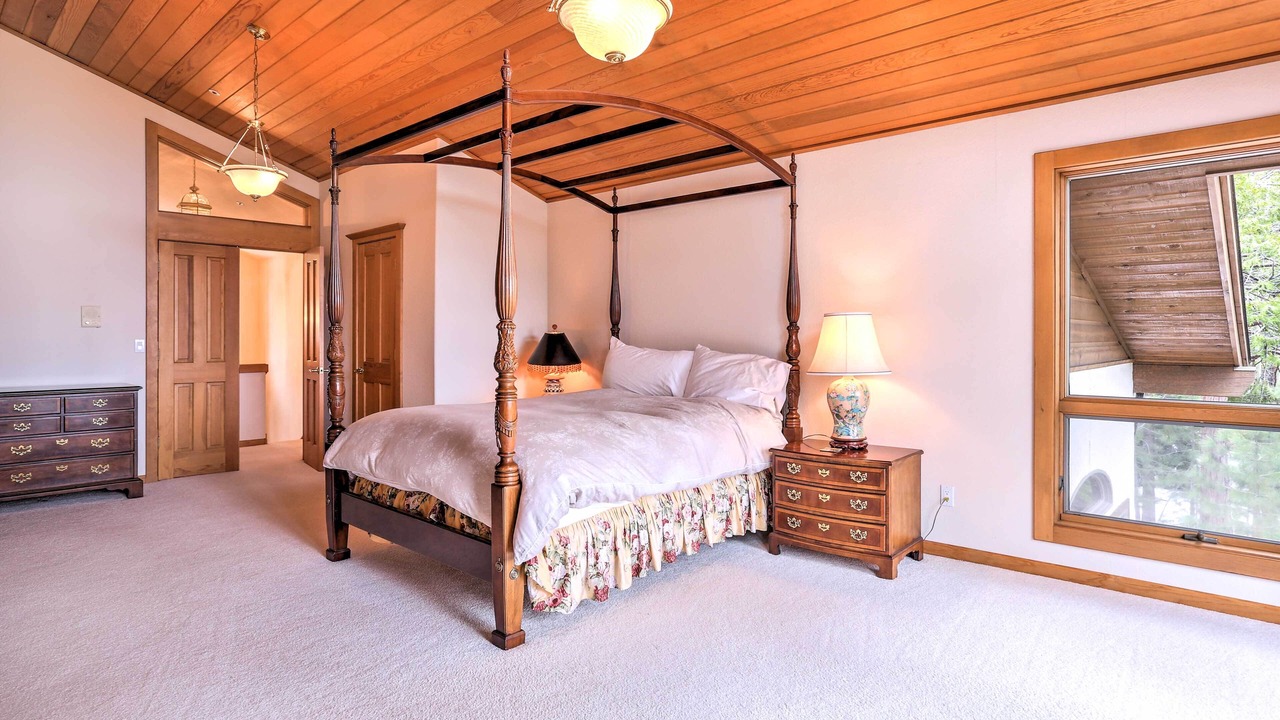 Photo of Bedroom in Incline Village