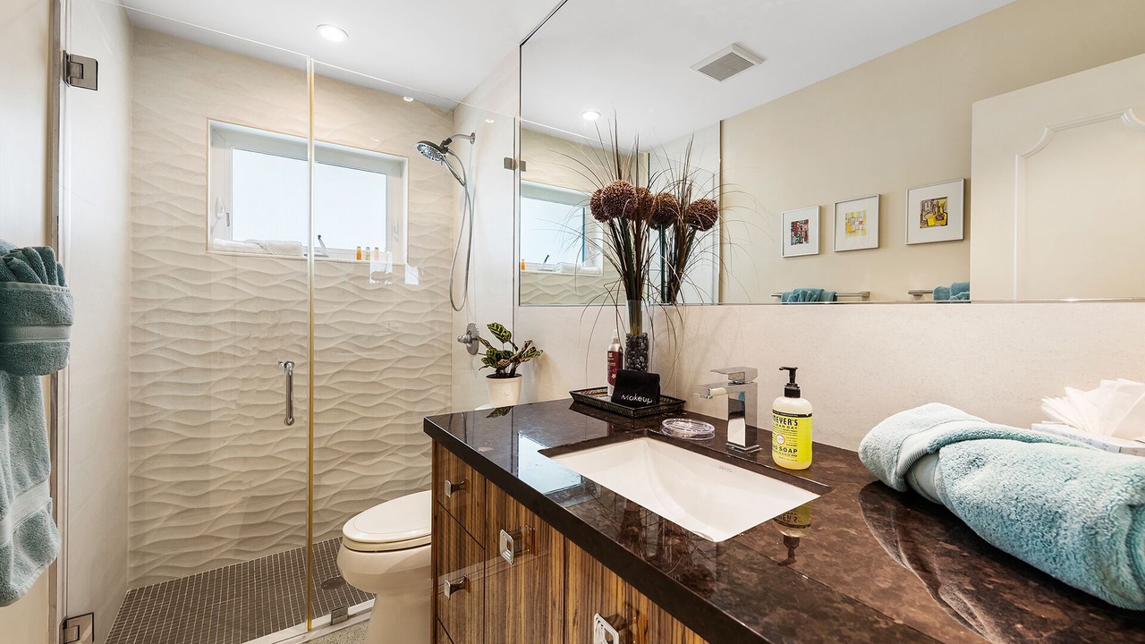 Photo of Bathroom in Imperial Point