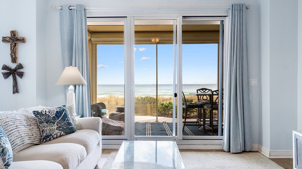 Photo of Livingroom in Ono Island