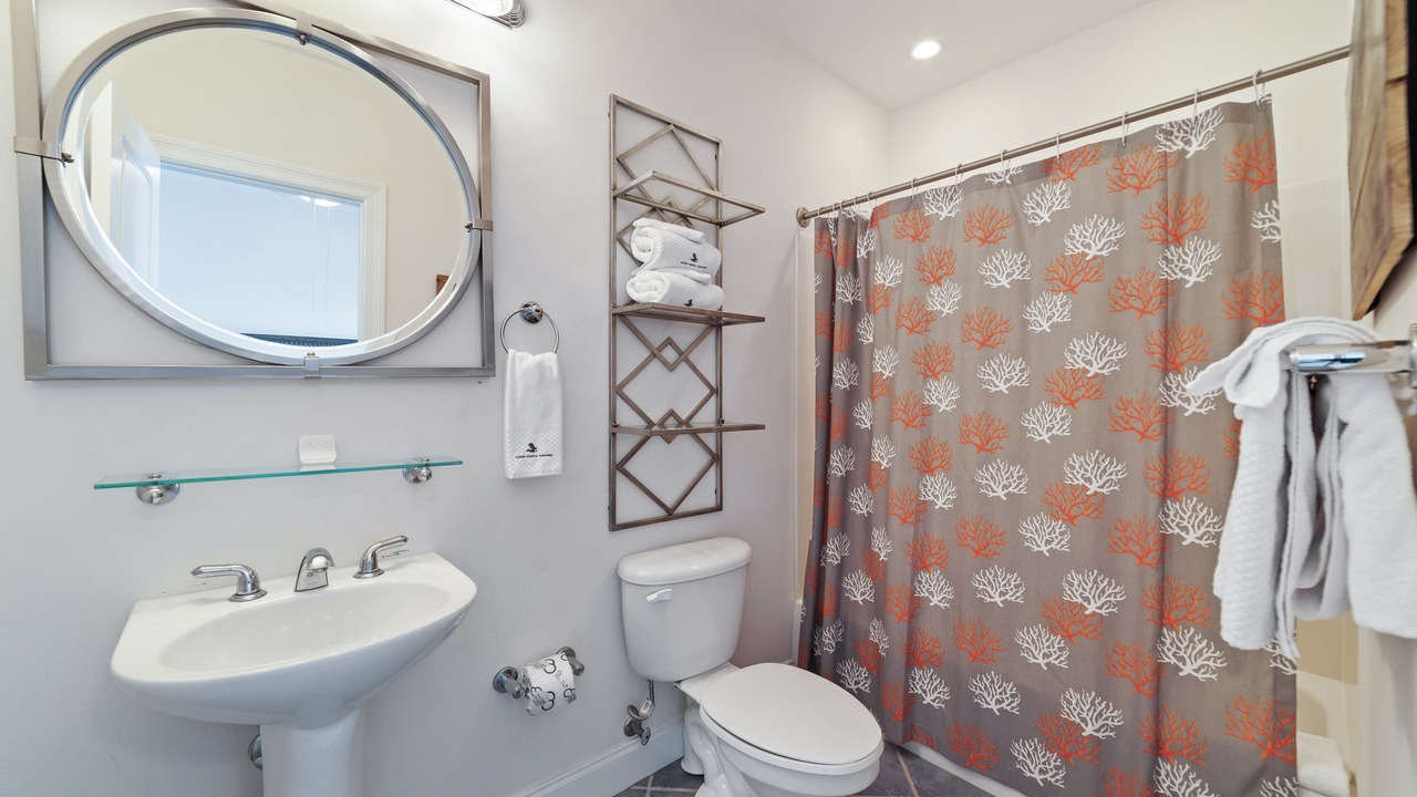 Photo of Bathroom in Ono Island