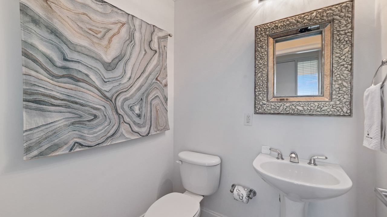 Photo of Bathroom in Ono Island