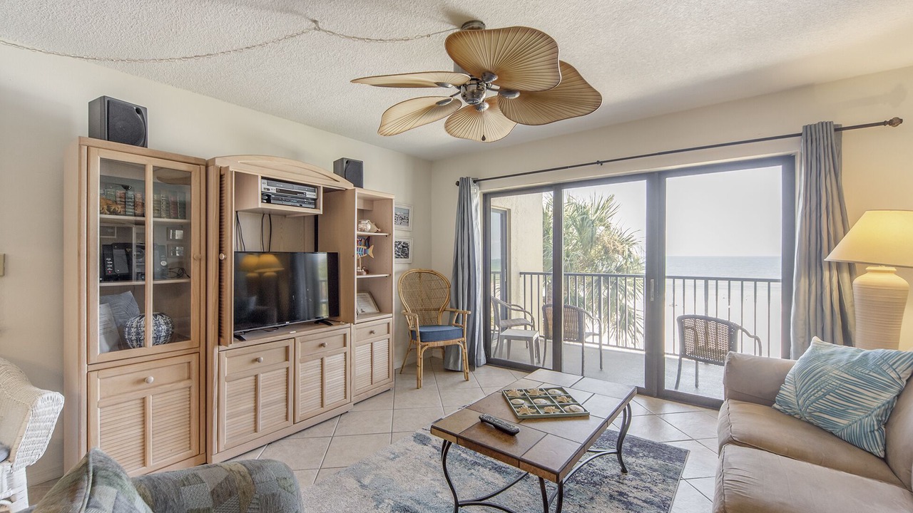 Photo of Bedroom in Redington Shores