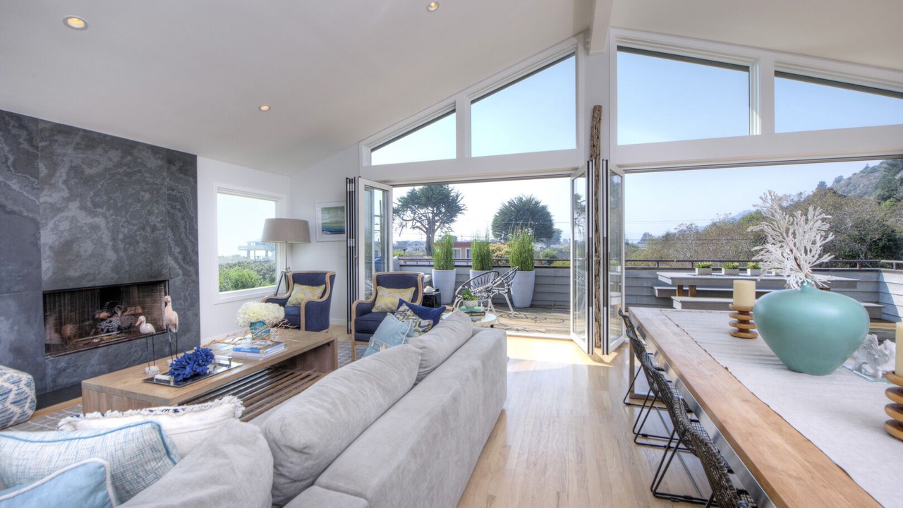 Photo of Livingroom in Stinson Beach