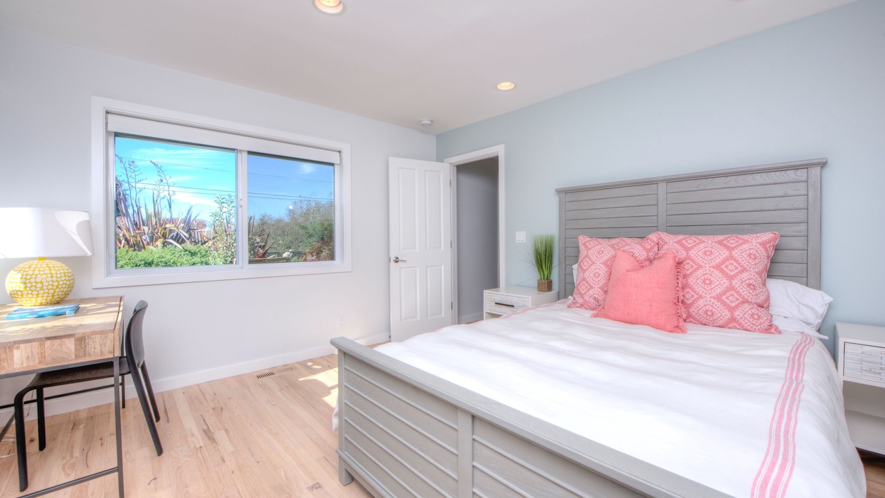 Photo of Bedroom in Stinson Beach
