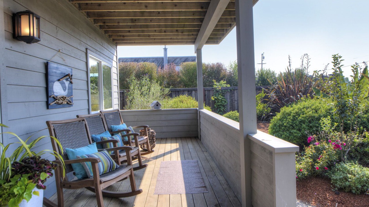 Photo of Patio Balcony in Stinson Beach