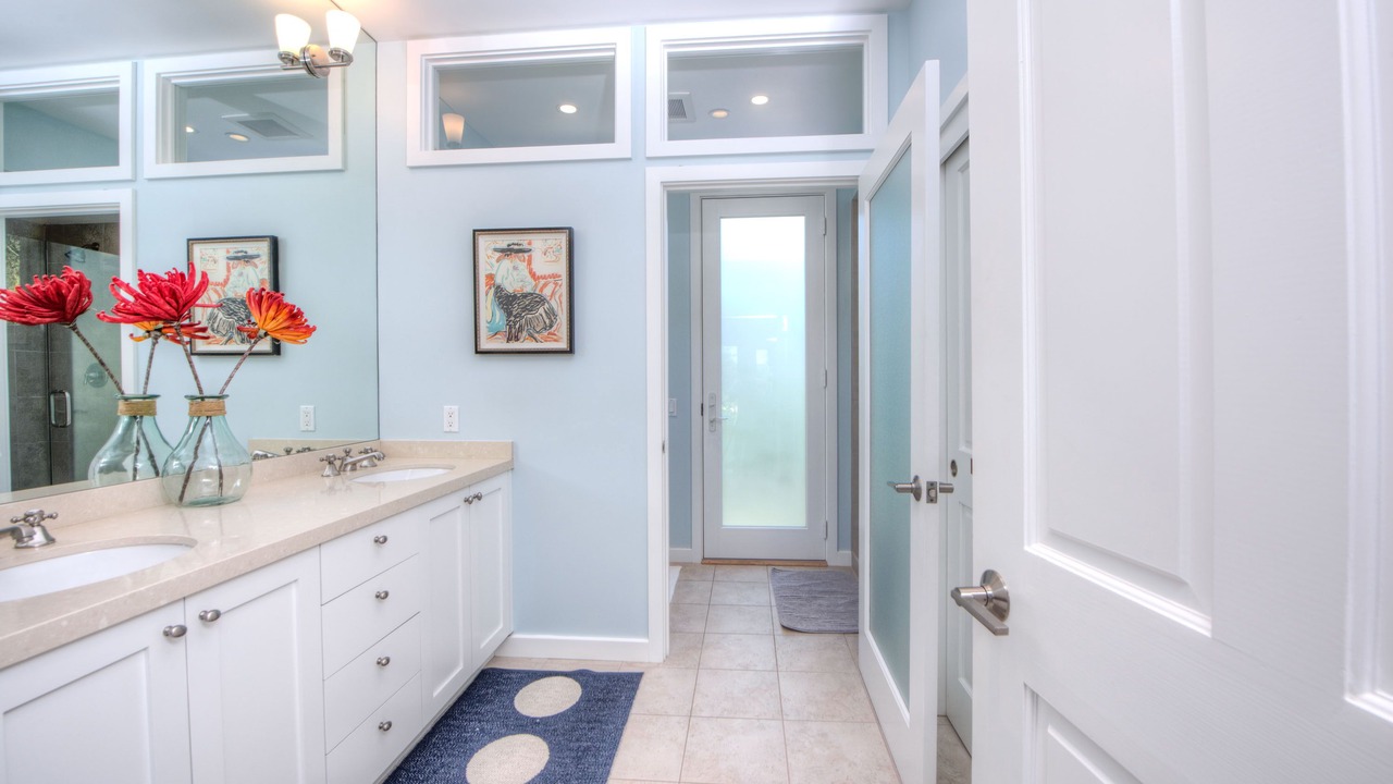 Photo of Bathroom in Stinson Beach