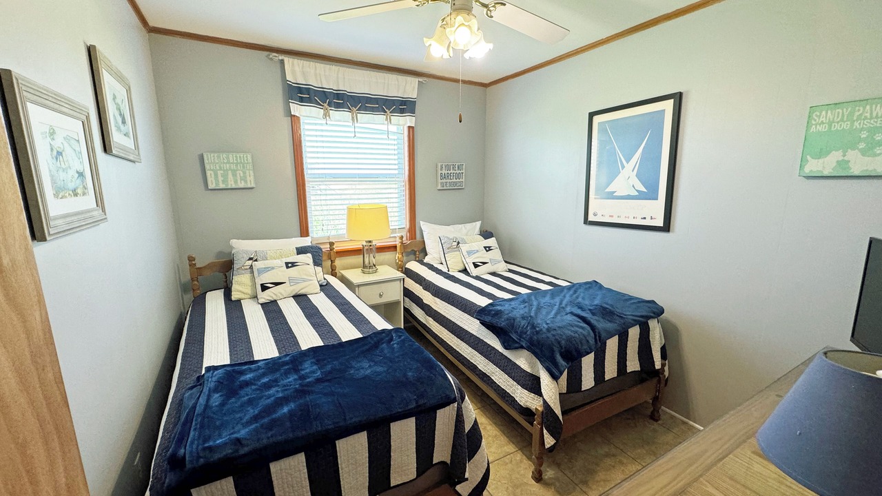 Photo of Bedroom in Colington