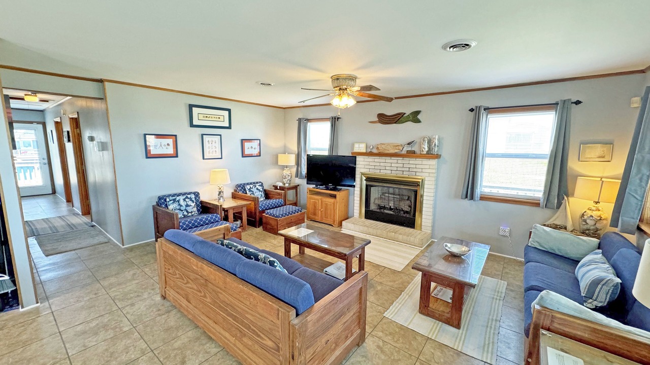Photo of Livingroom in Colington