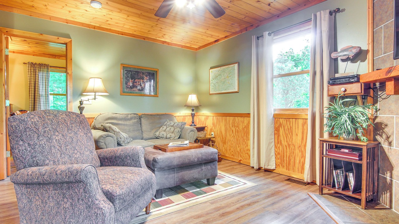 Photo of Livingroom in Whittier