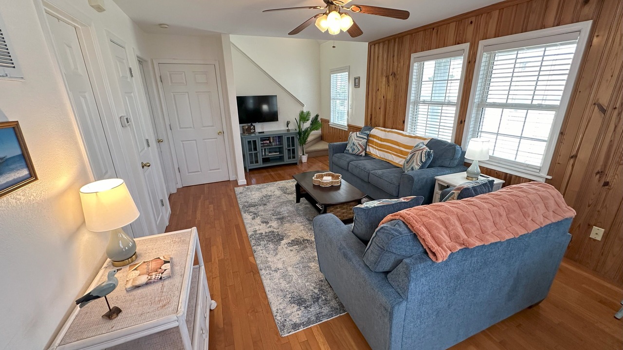 Photo of Livingroom in Colington