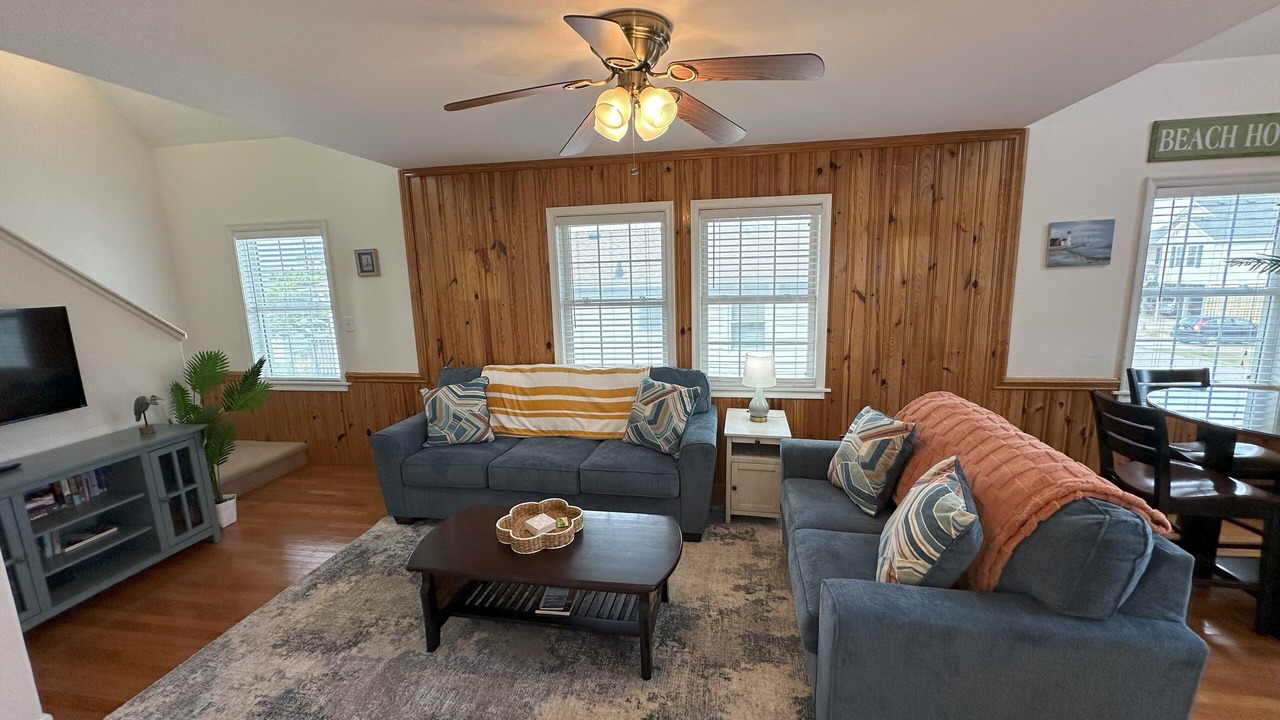 Photo of Livingroom in Colington