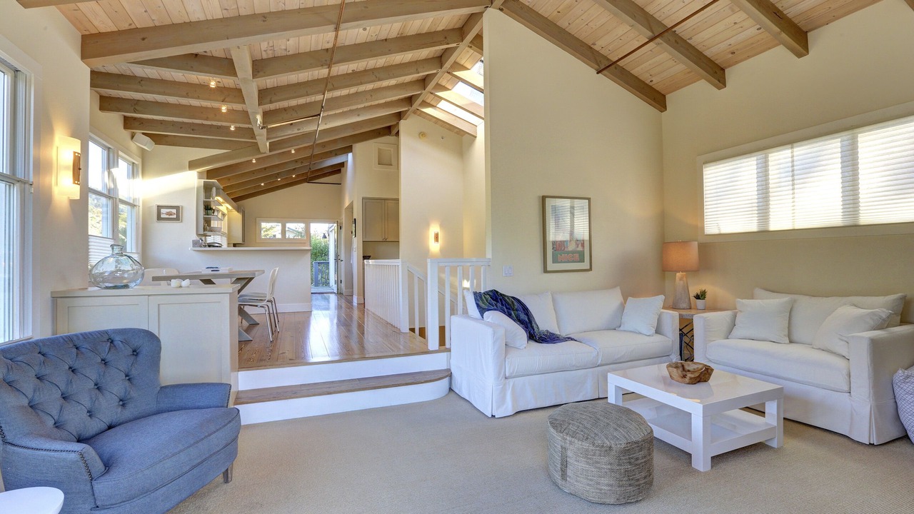 Photo of Livingroom in Stinson Beach