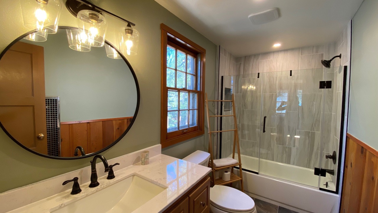 Photo of Bathroom in Elk Point