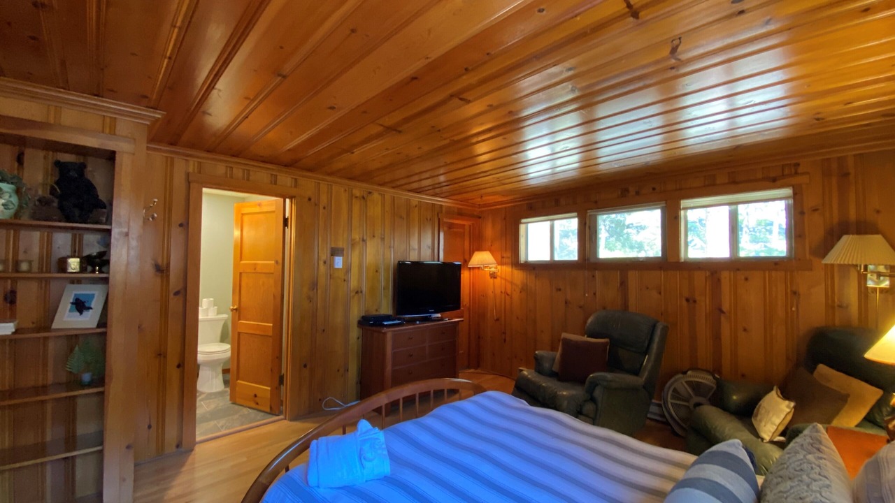 Photo of Bedroom in Elk Point