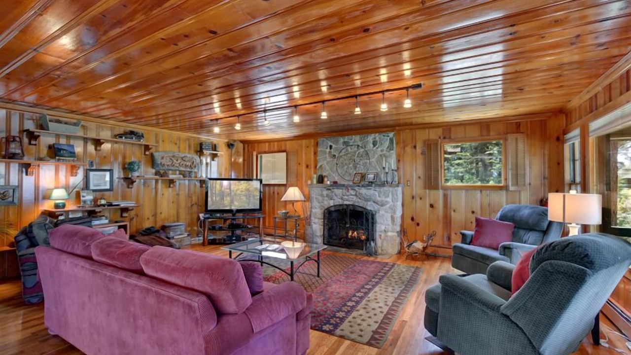 Photo of Livingroom in Elk Point