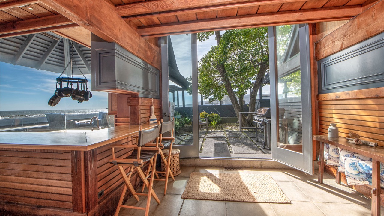 Photo of Patio Balcony in Stinson Beach