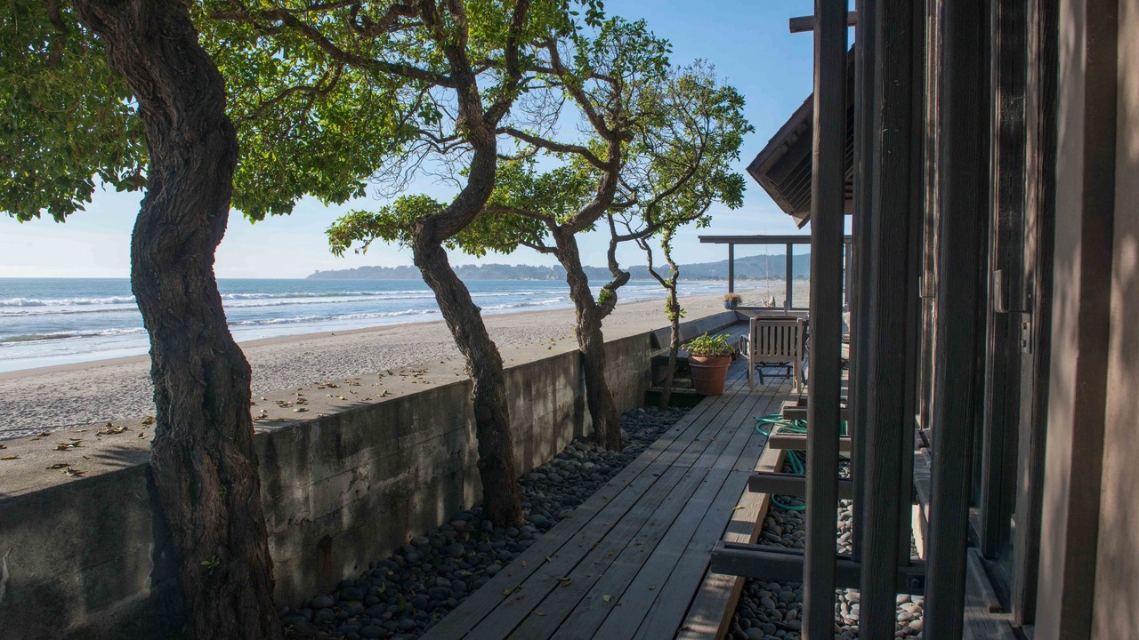 Photo of Patio Balcony in Stinson Beach