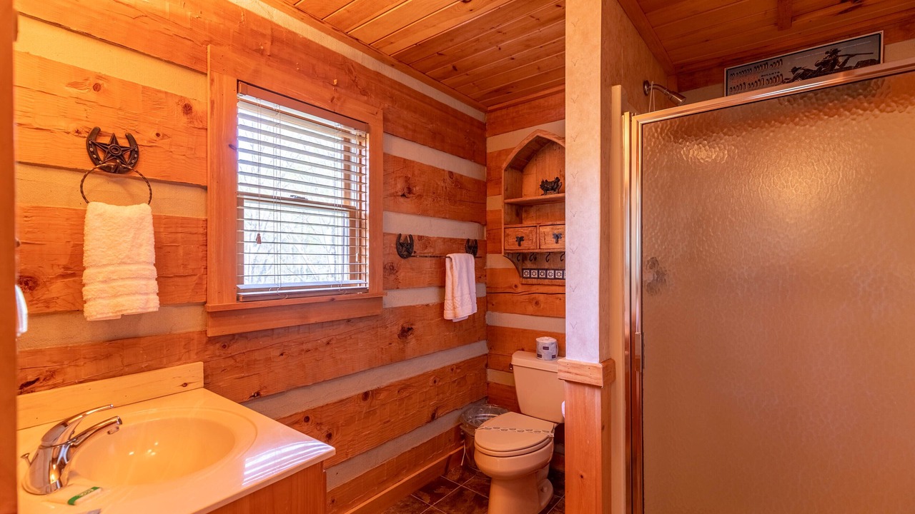 Photo of Bathroom in Seven Devils
