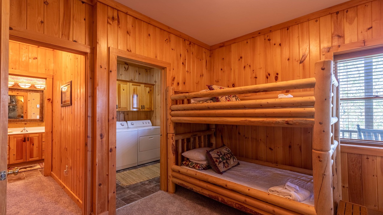 Photo of Bedroom in Seven Devils