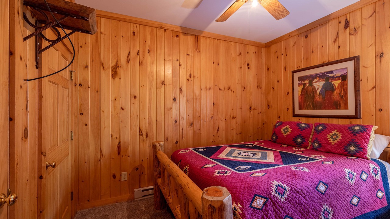 Photo of Bedroom in Seven Devils