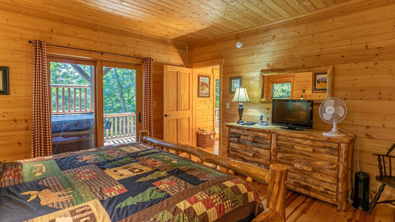 Photo of Bedroom in Seven Devils