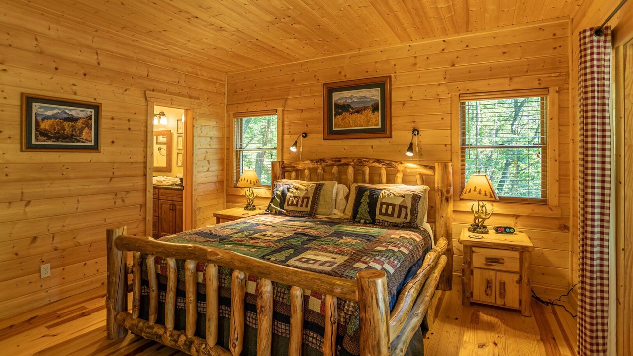 Photo of Bedroom in Seven Devils