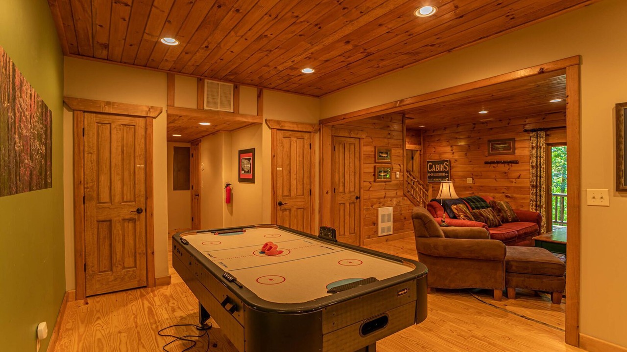 Photo of Bedroom in Seven Devils