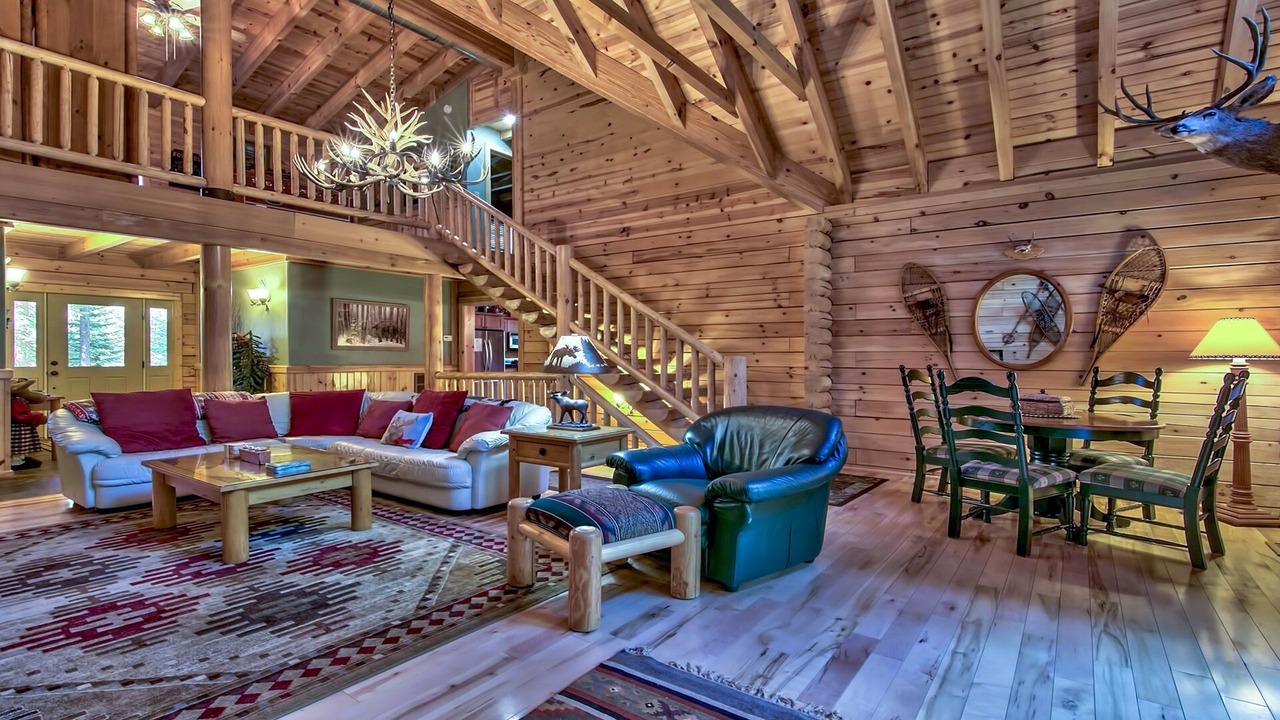 Photo of Livingroom in Pioneer Trail