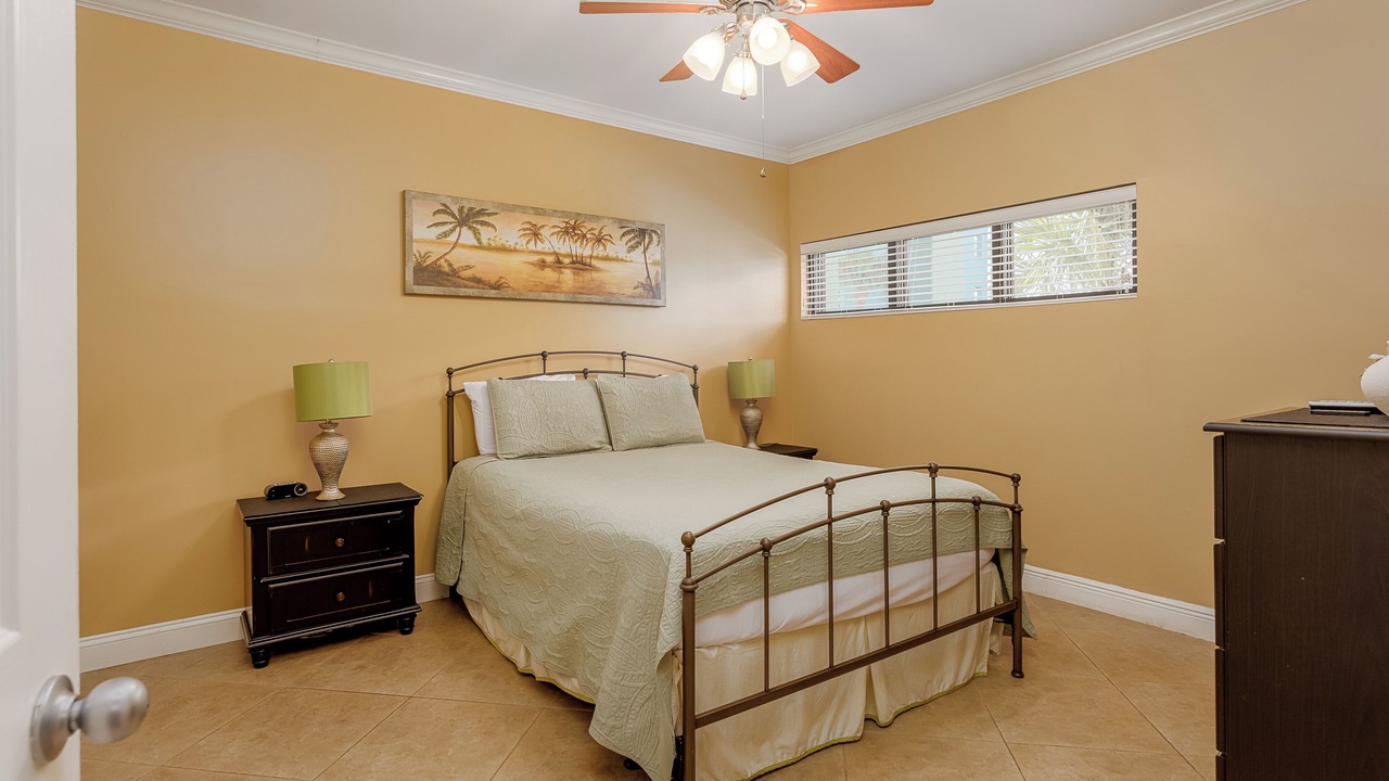 Photo of Bedroom in Pensacola Beach