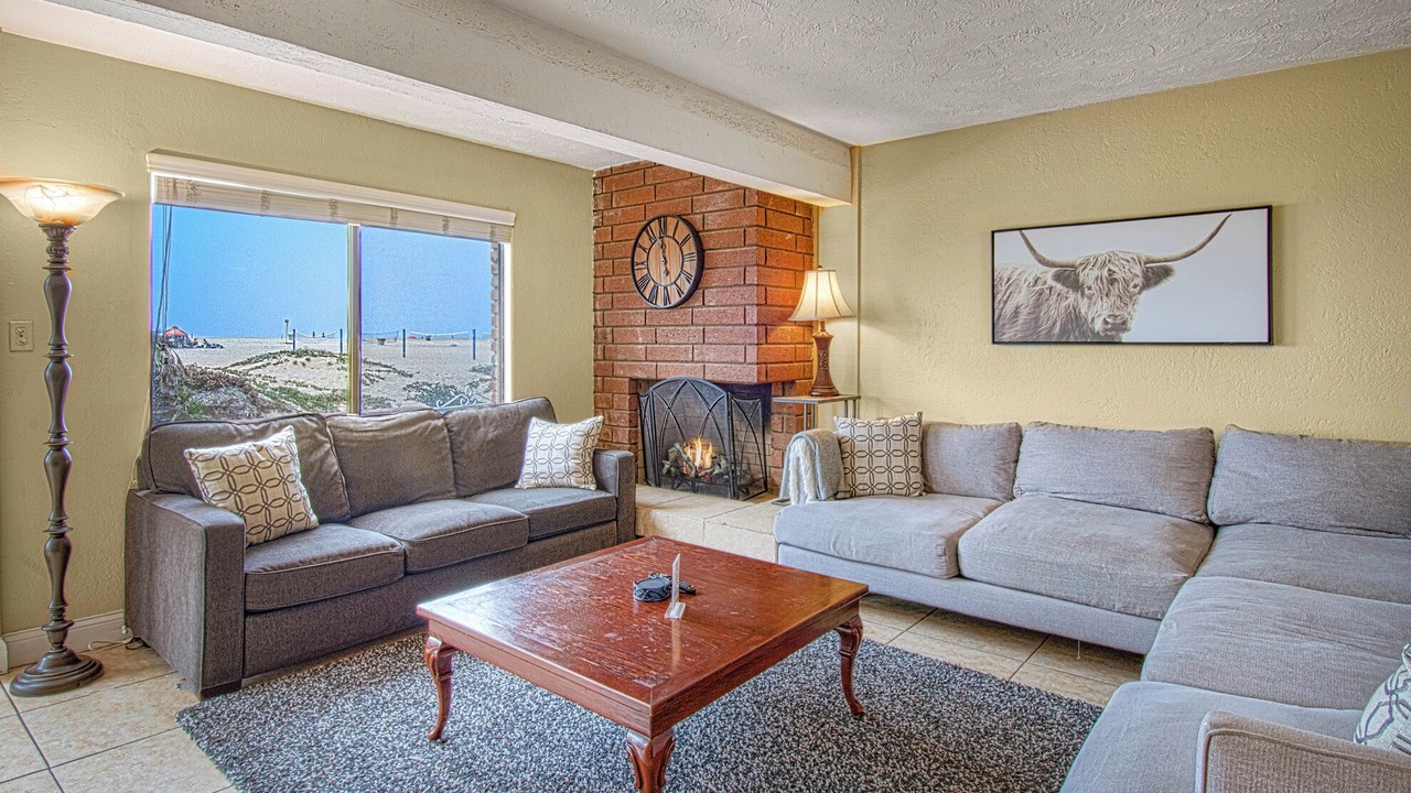 Photo of Livingroom in Balboa Island