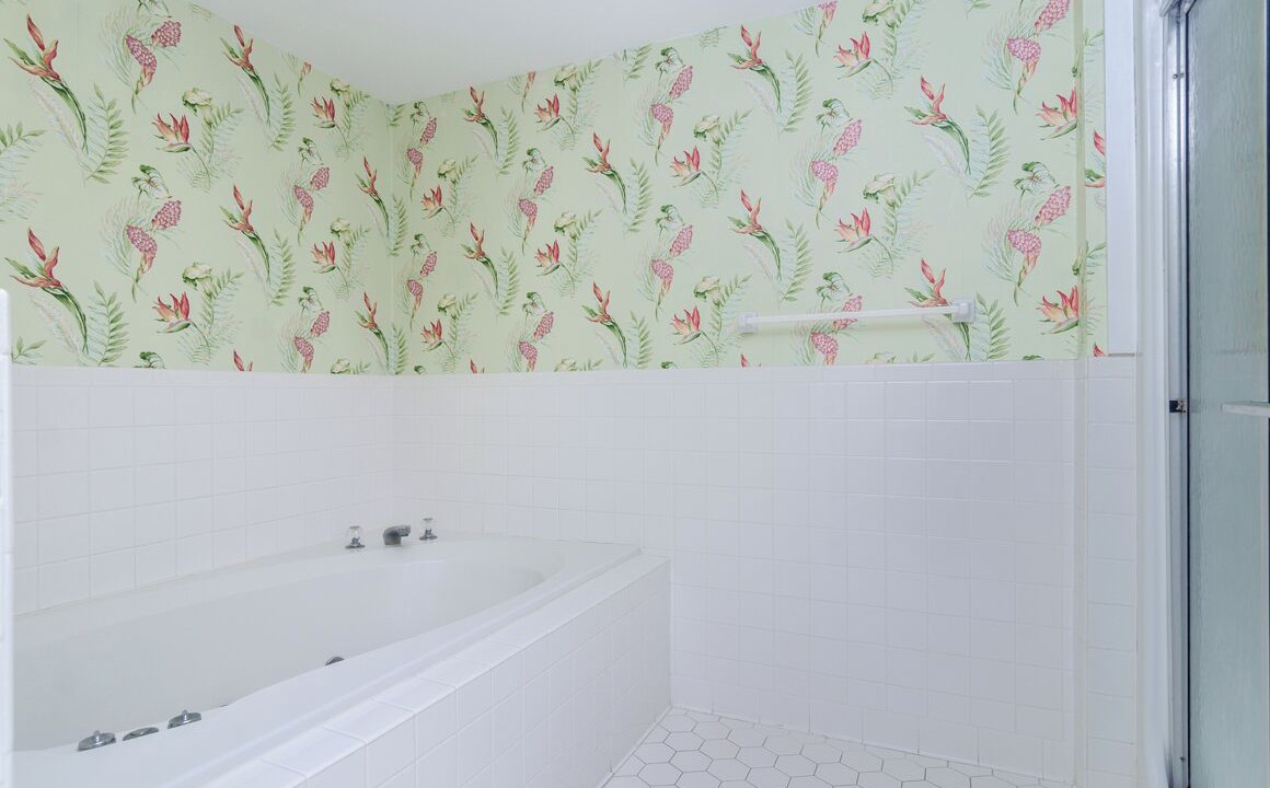 Photo of Bathroom in Shell Island