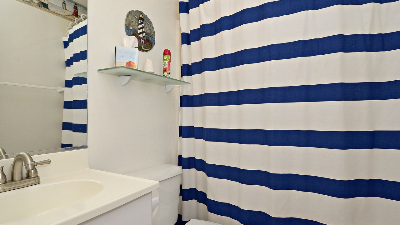 Photo of Bathroom in Kitty Hawk