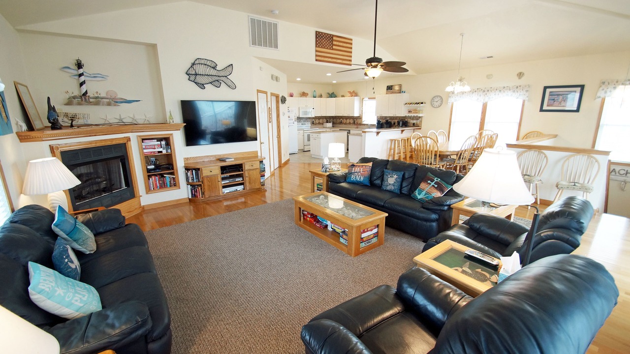 Photo of Livingroom in Kitty Hawk