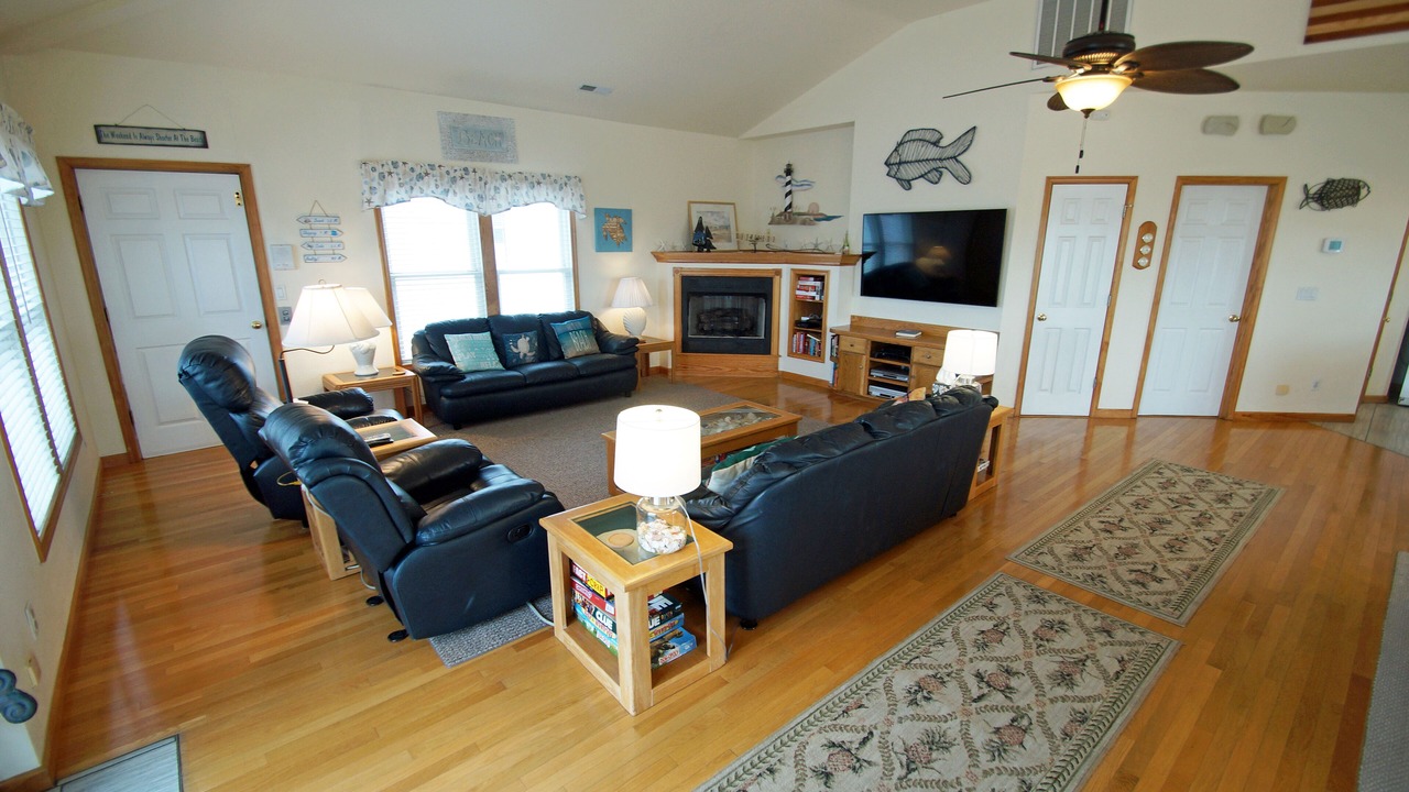 Photo of Livingroom in Kitty Hawk