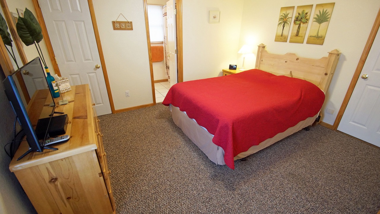Photo of Bedroom in Kitty Hawk