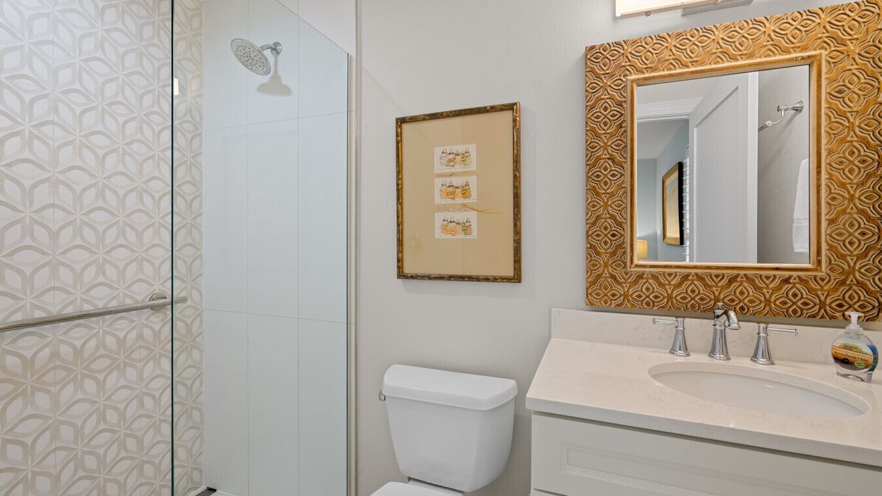 Photo of Bathroom in Kings Lake