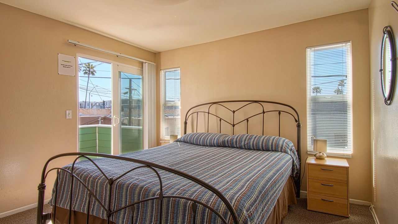 Photo of Bedroom in West Newport